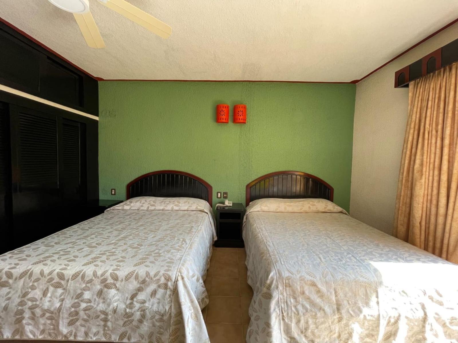 Suites Los Arcos (Adults Only) イスラ・ムヘーレス エクステリア 写真